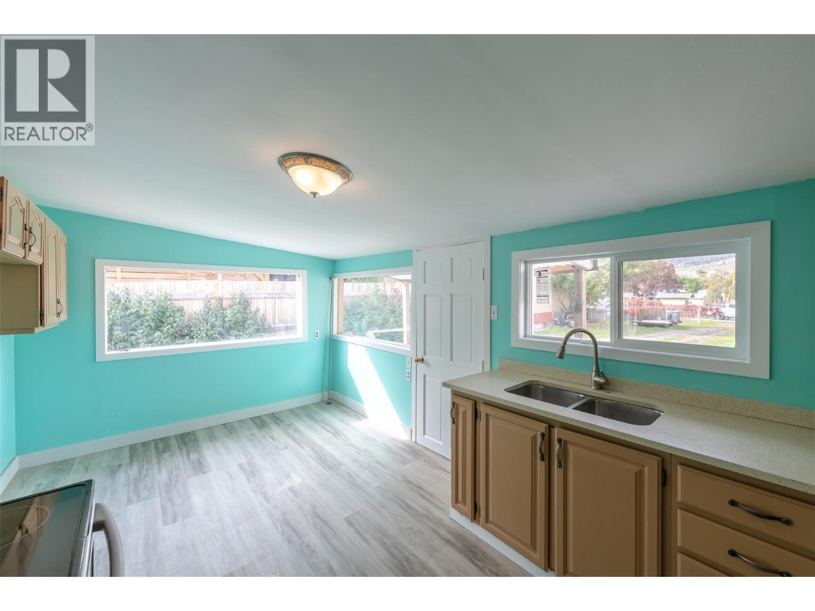 5814 Main Street