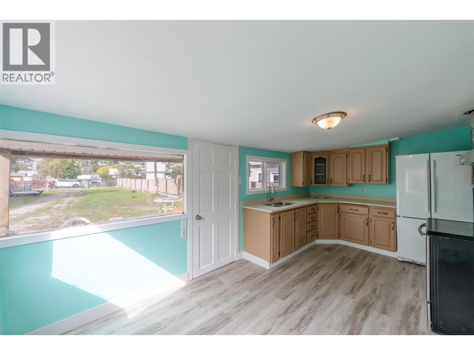 5814 Main Street