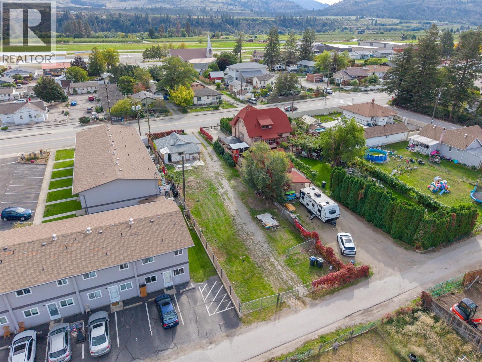5814 Main Street