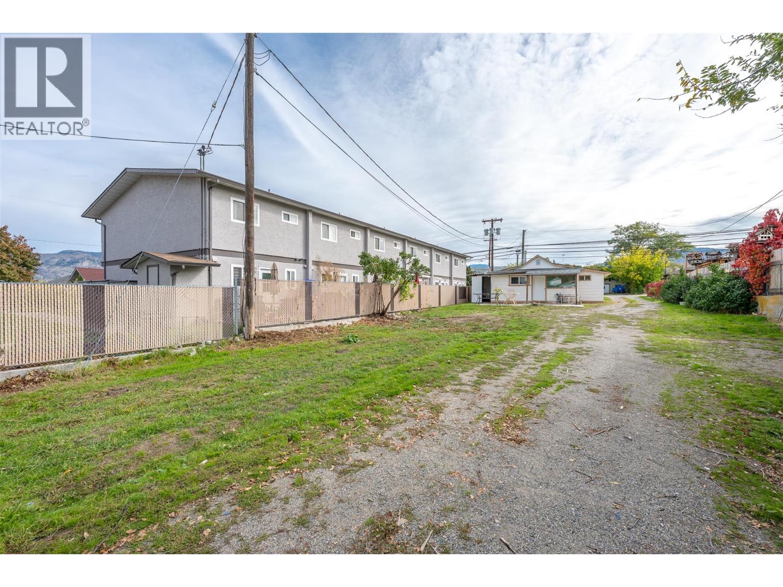 5814 Main Street