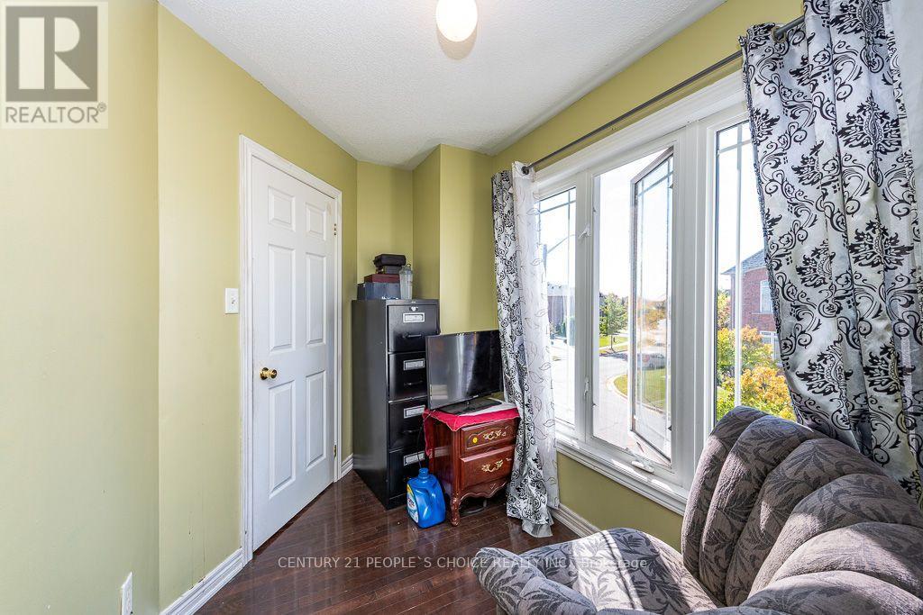 1 Bouvier Gate, Brampton, Ontario  L7A 3T7 - Photo 37 - W13851936