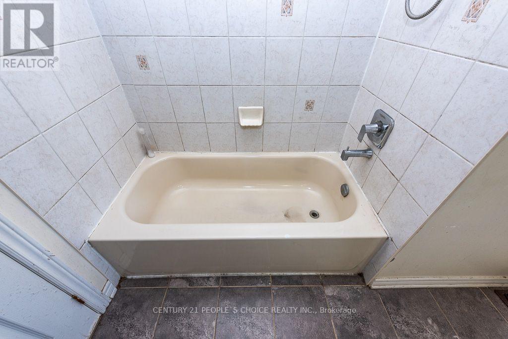 1 Bouvier Gate, Brampton, Ontario  L7A 3T7 - Photo 33 - W13851936