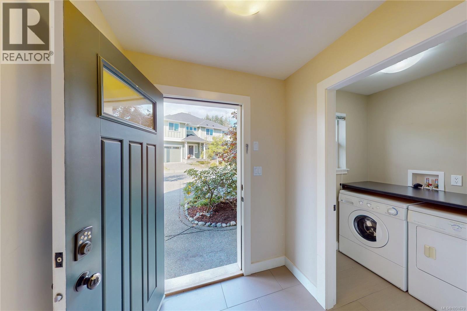 1205 Parkdale Creek Gdns