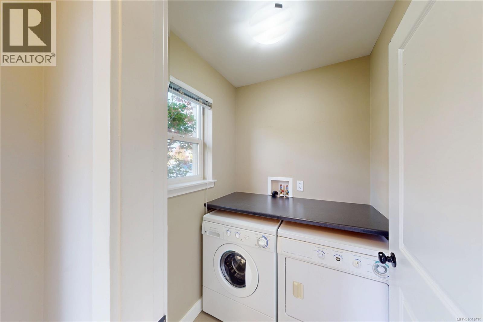 1205 Parkdale Creek Gdns
