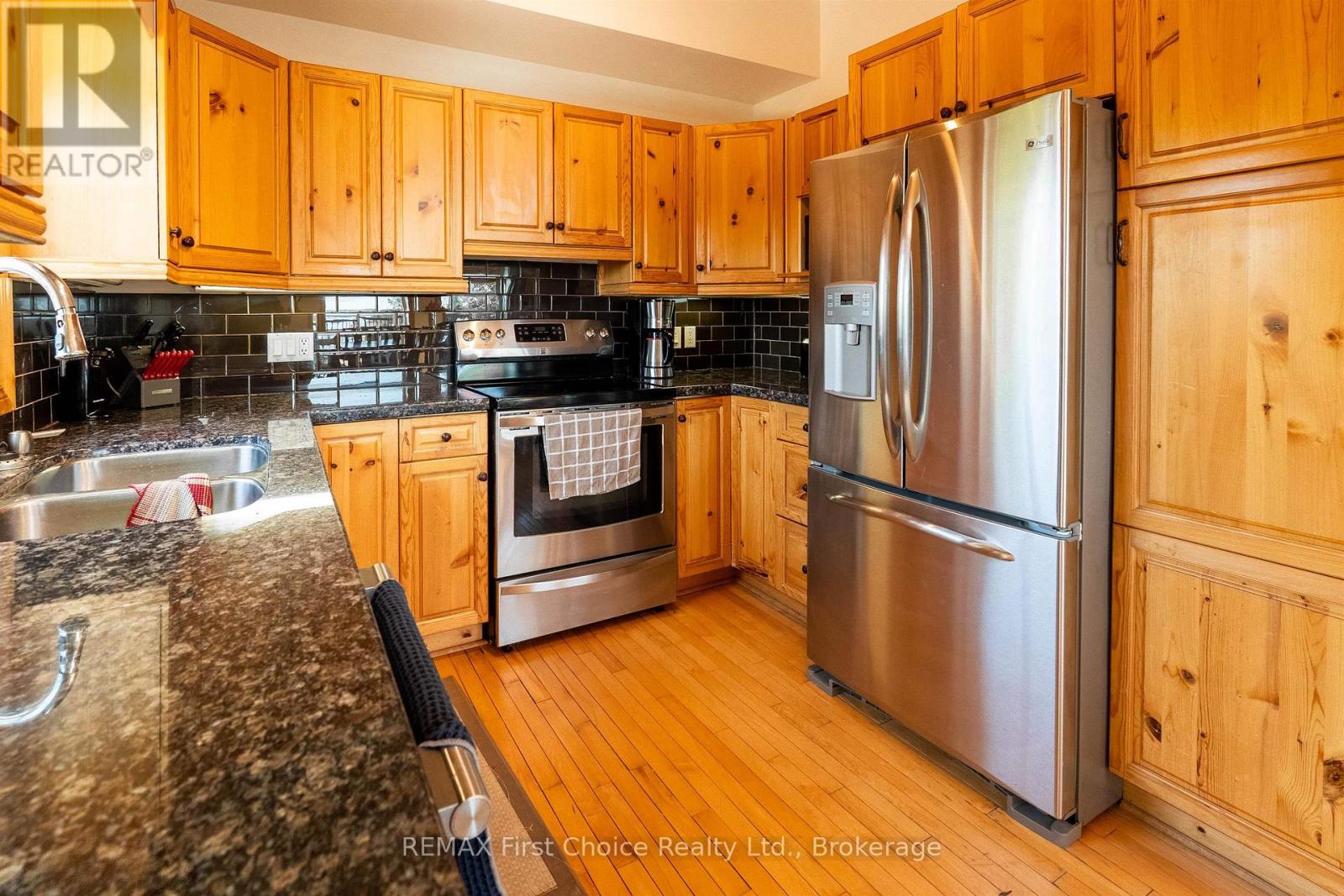 220d Phantom Drive, Kenora, Ontario  P0X 1C0 - Photo 12 - X13244152