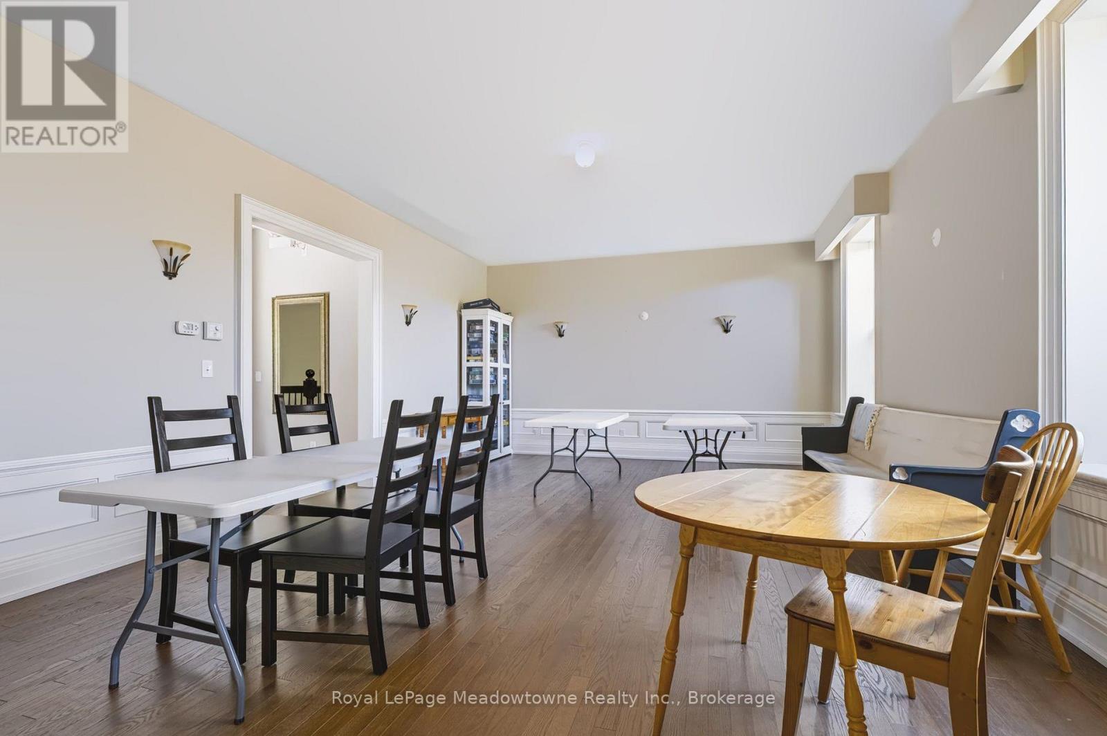 301 - 33 Whitmer Street, Milton, Ontario  L9T 8P9 - Photo 45 - W13871414