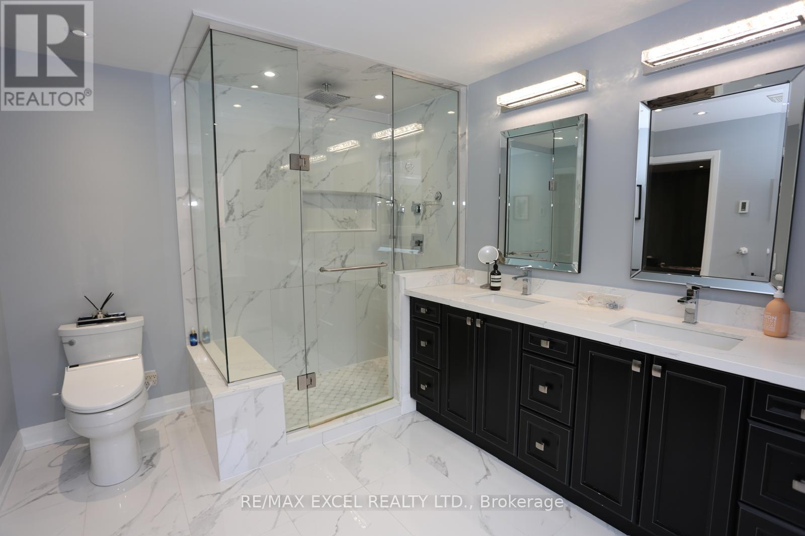 16 Aldenham Crescent, Toronto, Ontario  M3A 1S2 - Photo 18 - C13871236