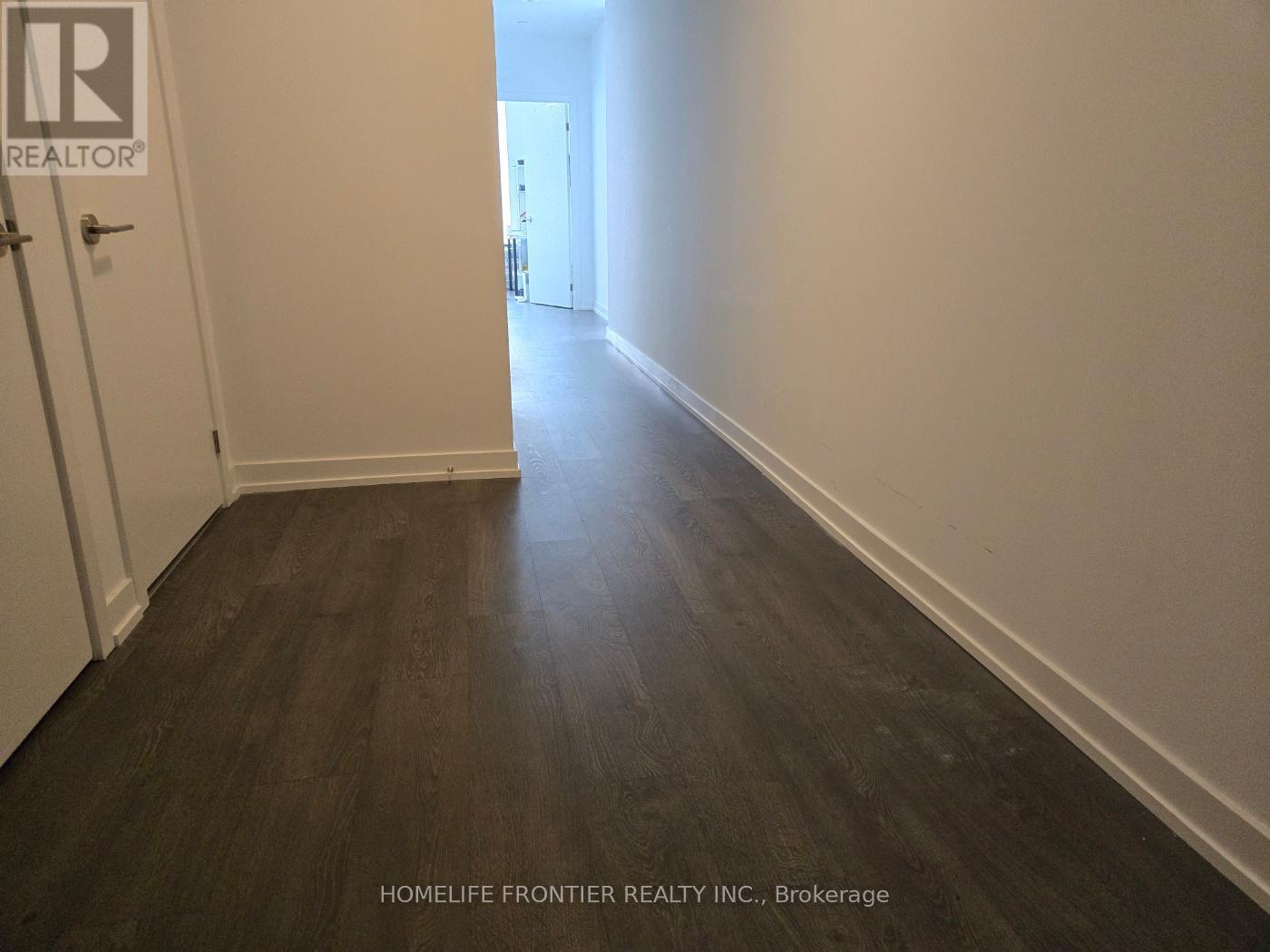 1111 - 7 Golden Lion Heights, Toronto, Ontario  M2M 0C1 - Photo 2 - C13871334