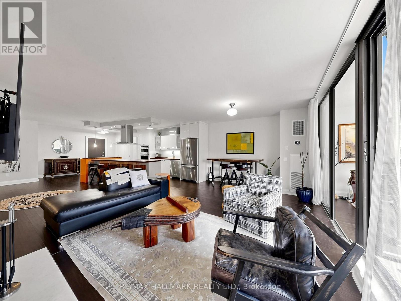 1405 - 15 Mcmurrich Street, Toronto, Ontario  M5R 3M6 - Photo 14 - C13871518