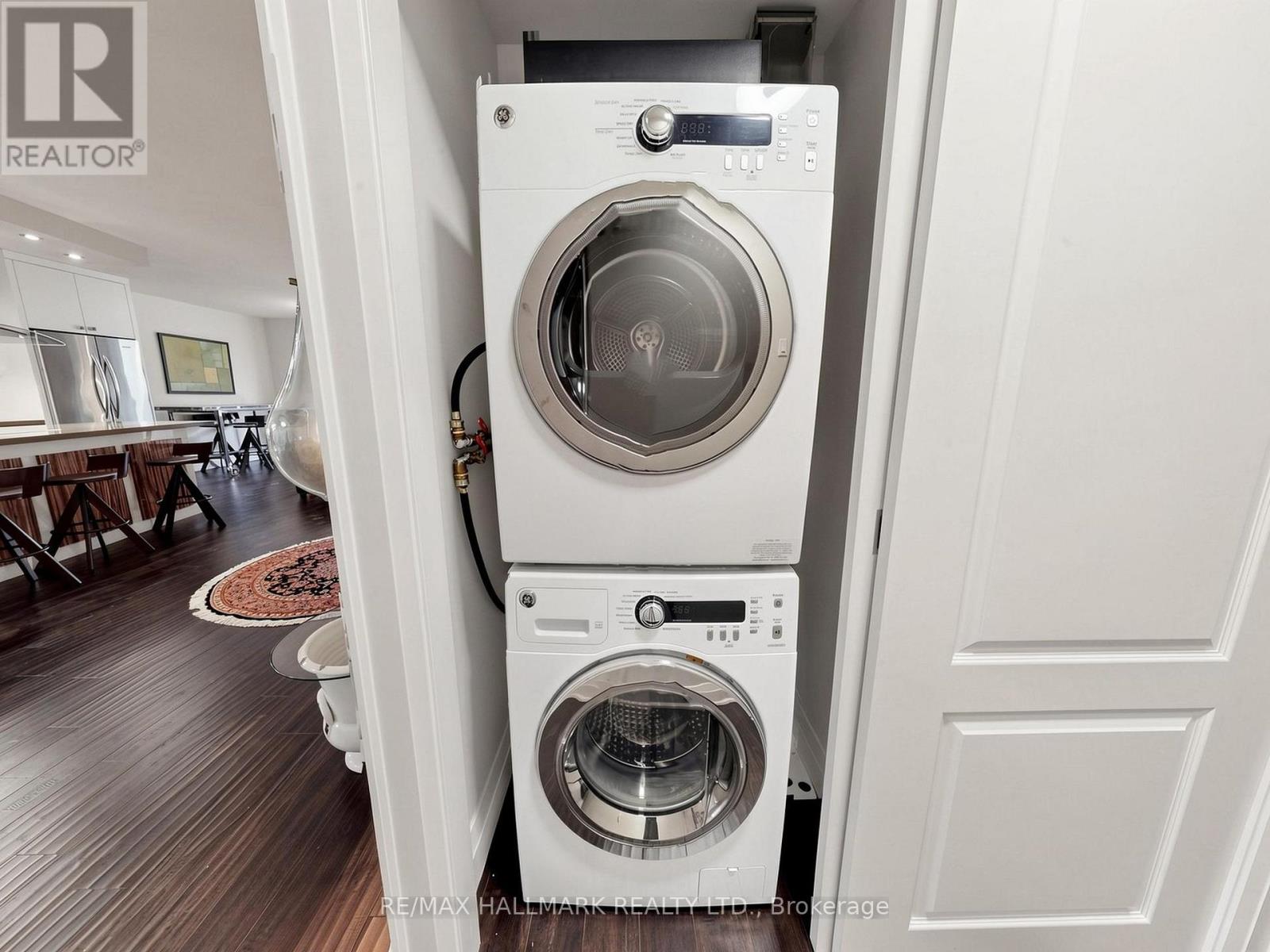 1405 - 15 Mcmurrich Street, Toronto, Ontario  M5R 3M6 - Photo 37 - C13871518