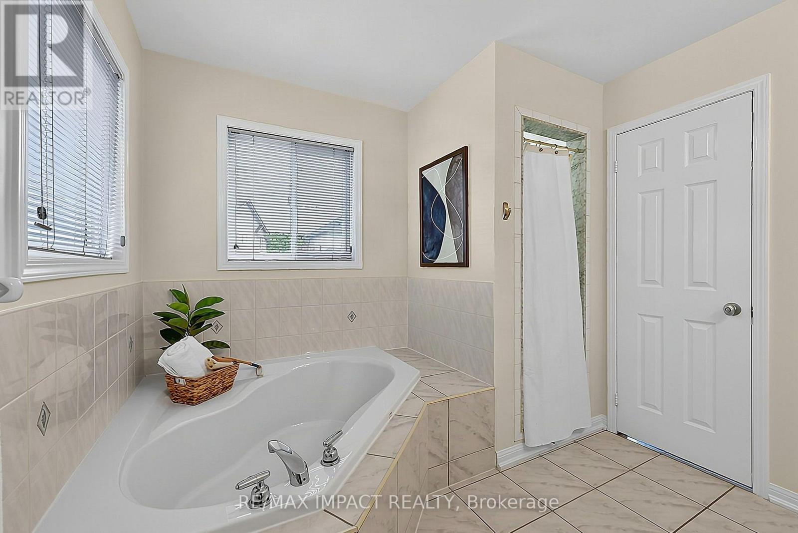 17 Holman Court, Whitby, Ontario  L1P 1W9 - Photo 28 - E13871238