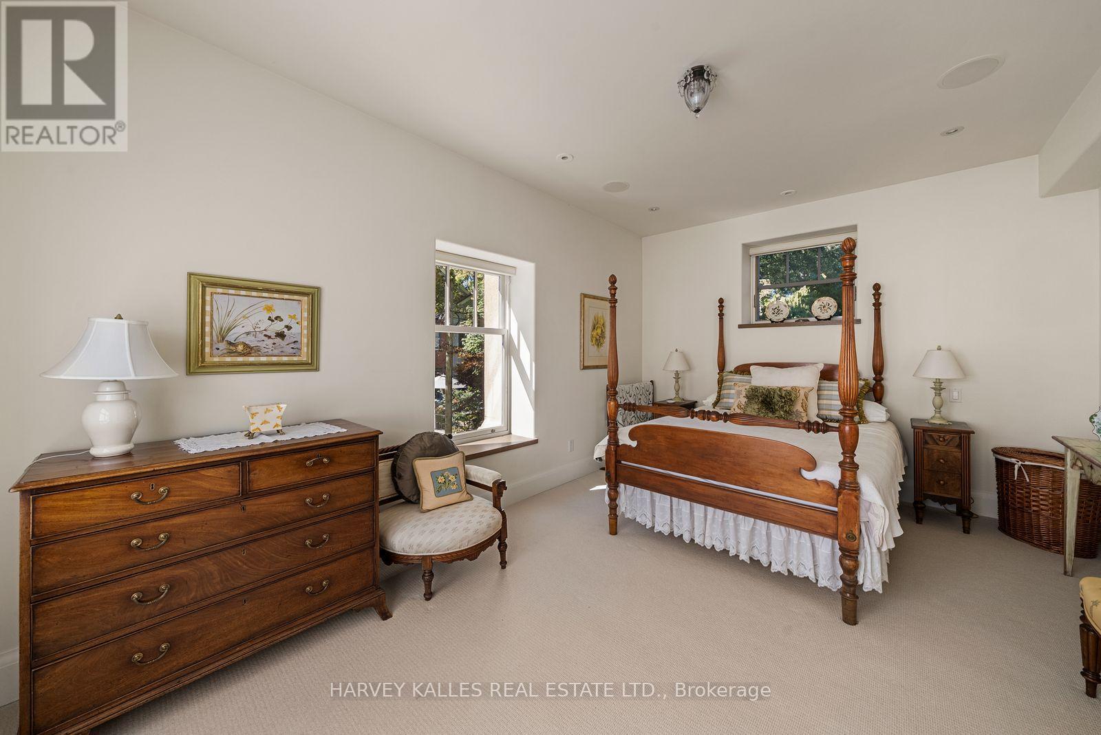 4 Neville Park Boulevard, Toronto, Ontario  M4E 3P6 - Photo 33 - E13871354