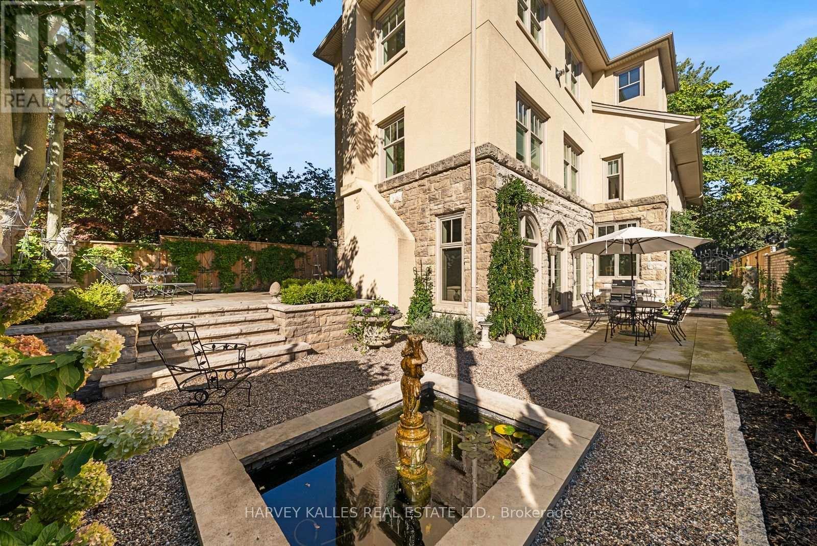 4 Neville Park Boulevard, Toronto, Ontario  M4E 3P6 - Photo 44 - E13871354