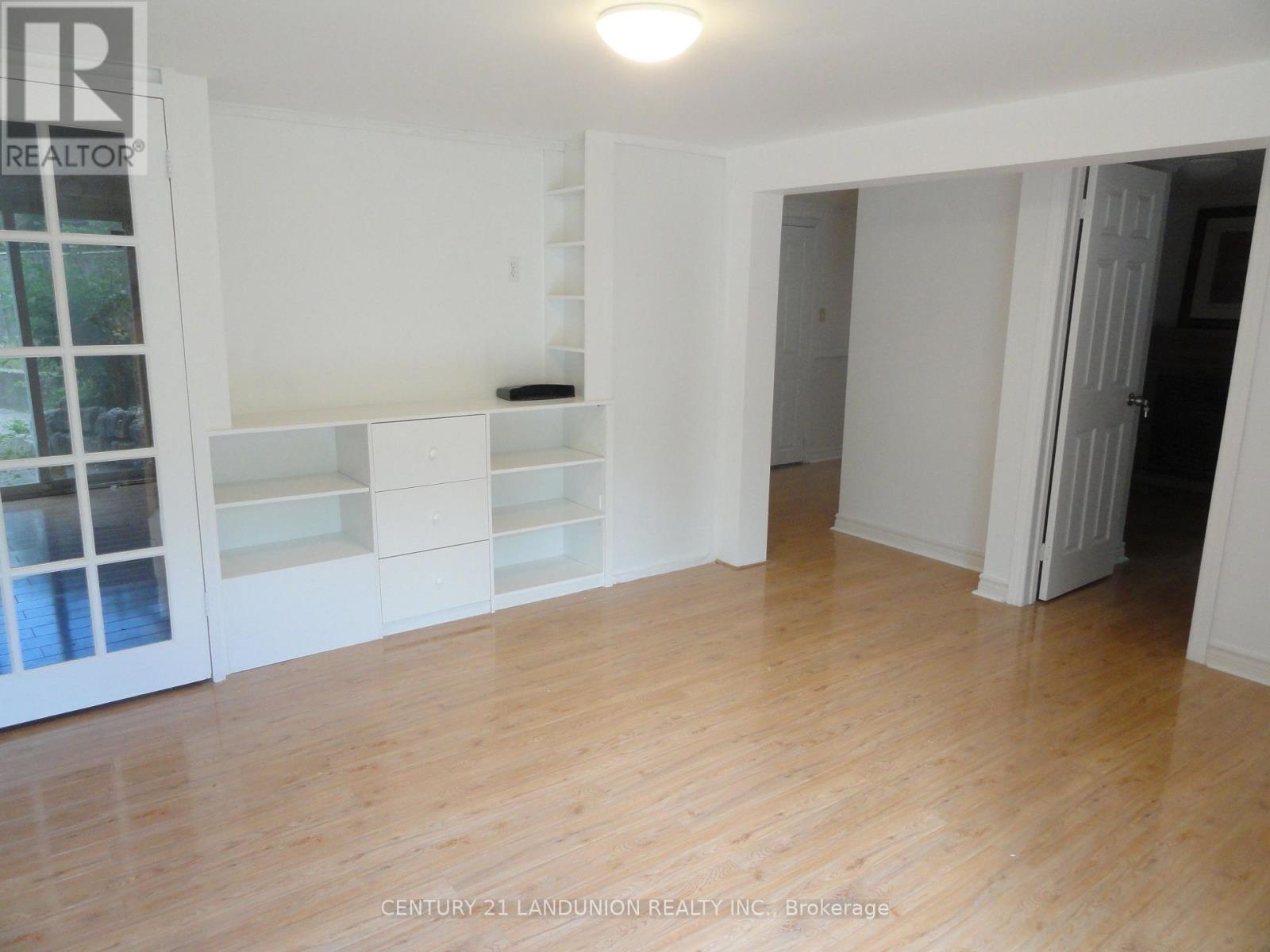 Basement - 36 Roundwood Court N, Toronto (L'amoreaux), Ontario  M1W 1Z2 - Photo 3 - E13871366