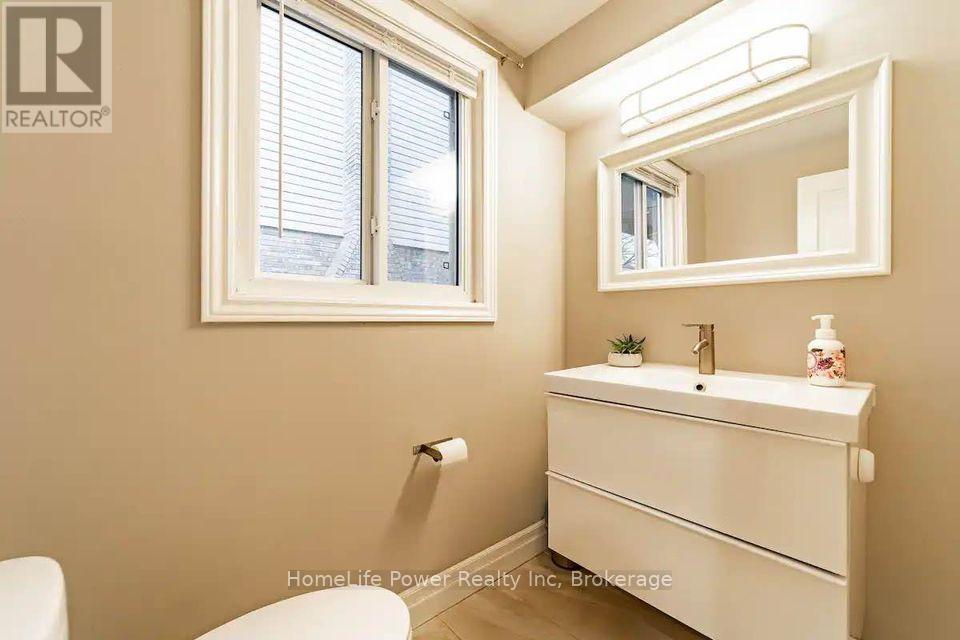 463 Westheights Drive, Kitchener, Ontario N2N 1M3 - Photo 11 - X13871410