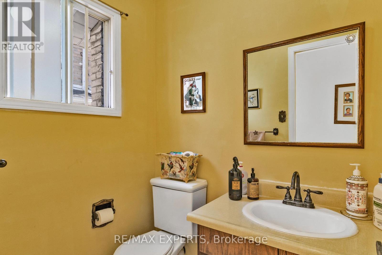 20 Charnwood Place, Markham, Ontario  L3T 5H3 - Photo 18 - N13871292