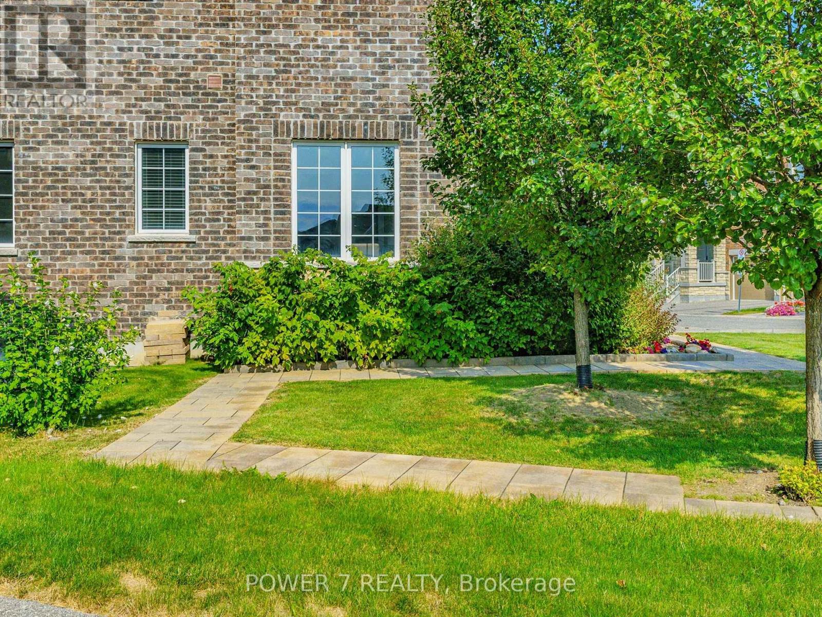 61 Match Point Court, Aurora, Ontario  L4G 3J1 - Photo 42 - N13871368