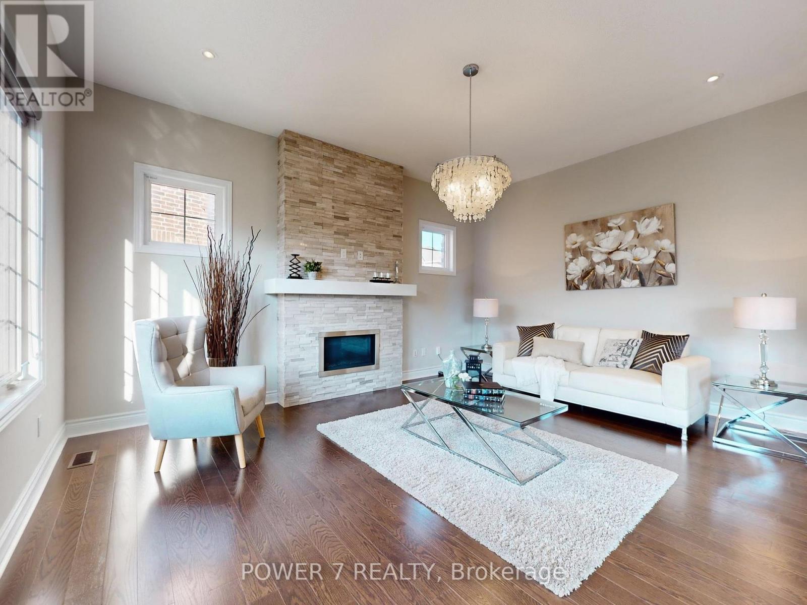 61 Match Point Court, Aurora, Ontario  L4G 3J1 - Photo 8 - N13871368