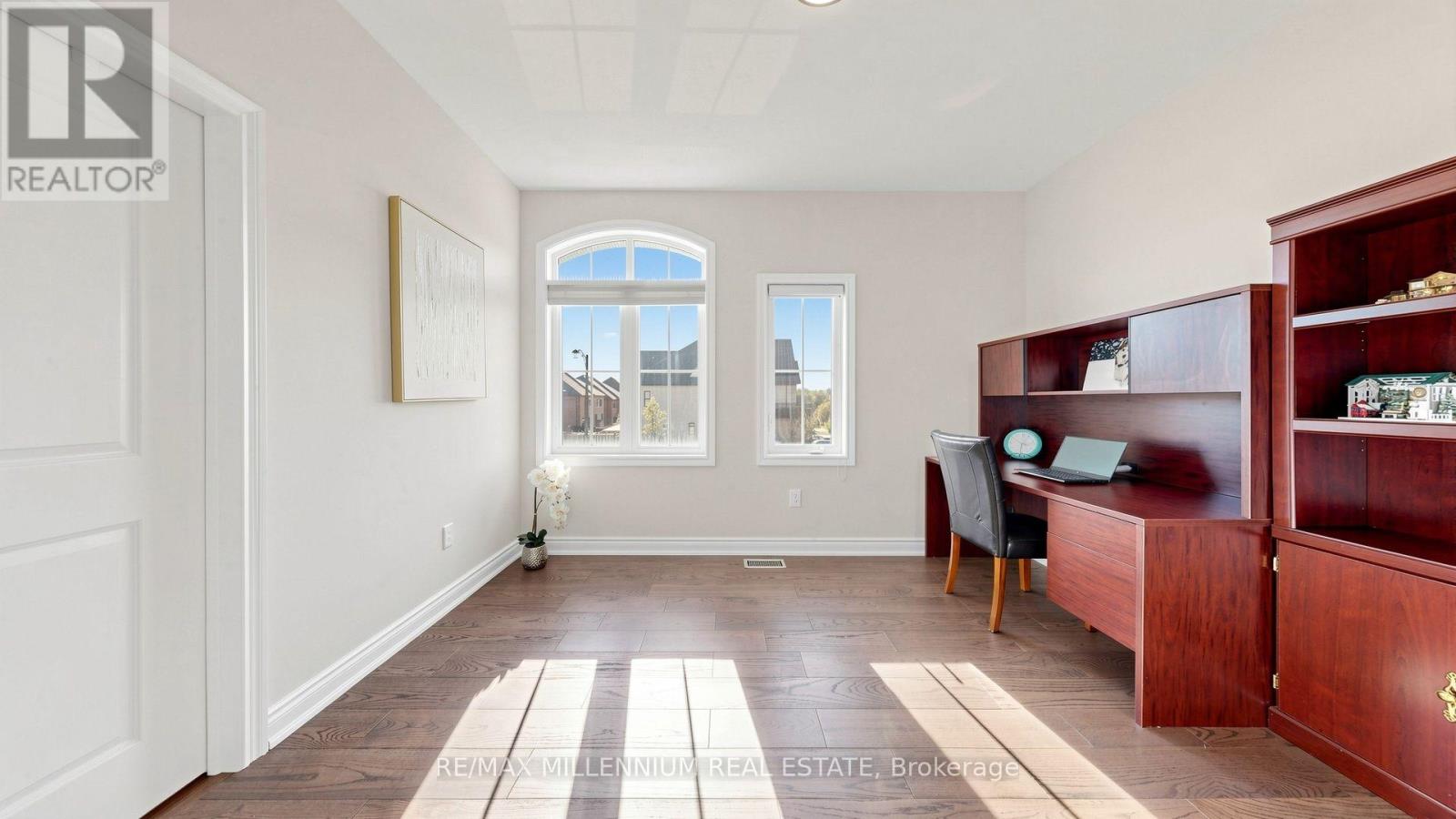 327 Mactier Drive, Vaughan, Ontario  L4H 4R1 - Photo 41 - N13871396