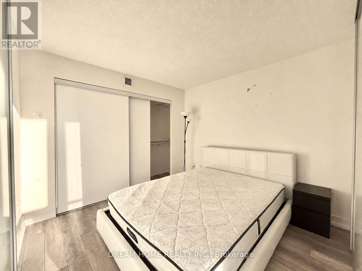 711 - 23 Sheppard Avenue E, Toronto, Ontario  M2N 0C8 - Photo 8 - C13869376