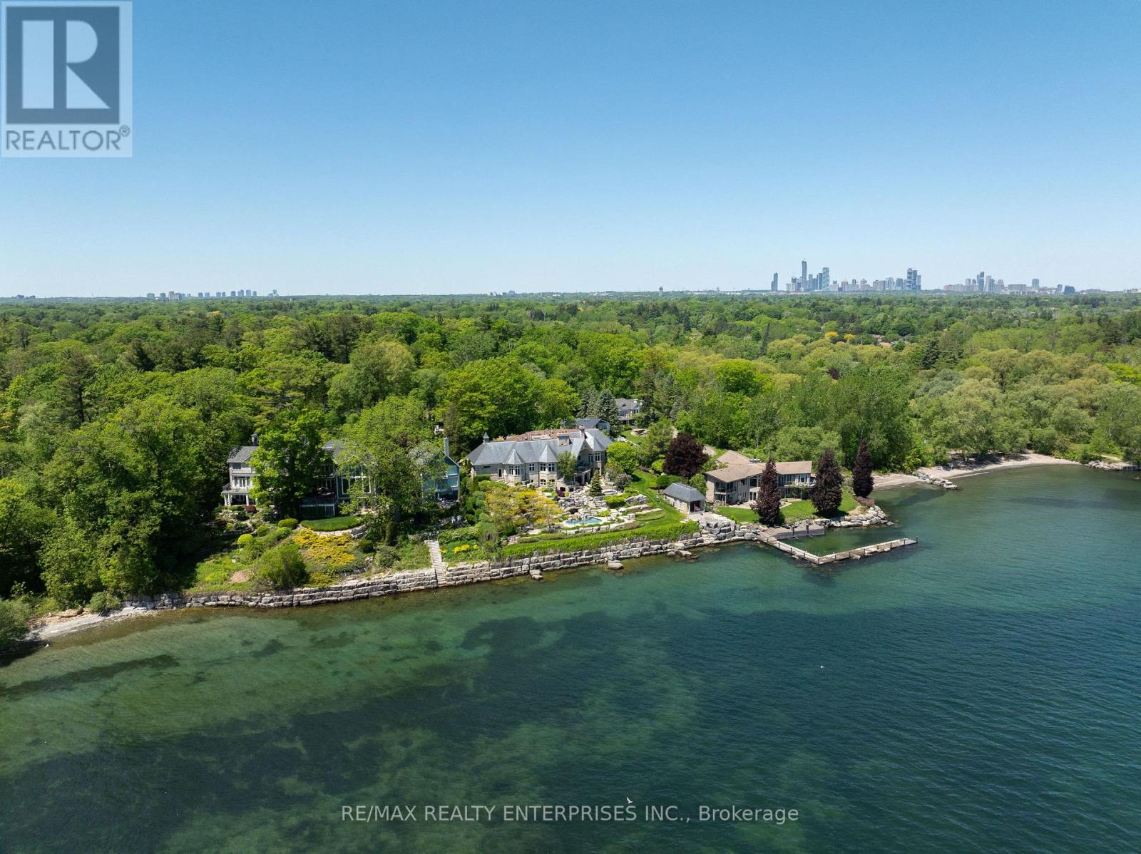 872 WHITTIER CRESCENT Mississauga (Lorne Park) Ontario Canada L5H2X3 2