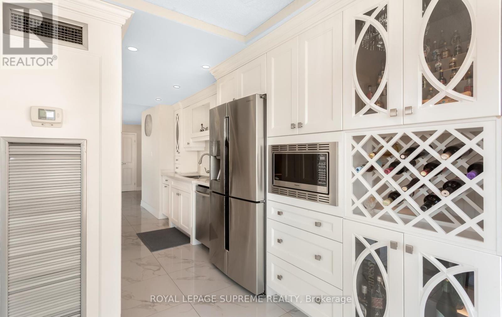 1015 - 5 Rowntree Road, Toronto, Ontario M9V 5G9 - Photo 22 - W13871280
