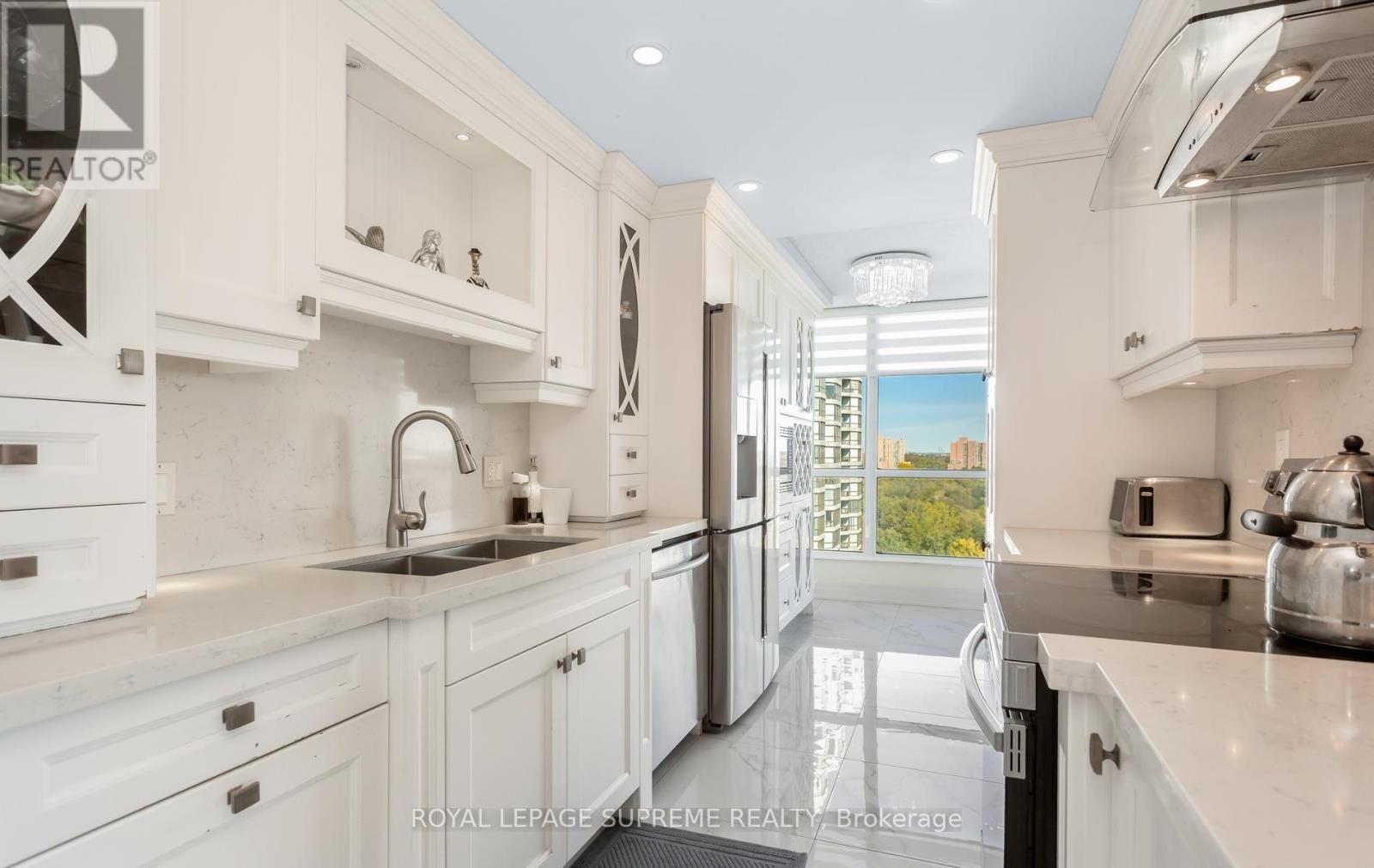 1015 - 5 Rowntree Road, Toronto, Ontario M9V 5G9 - Photo 27 - W13871280