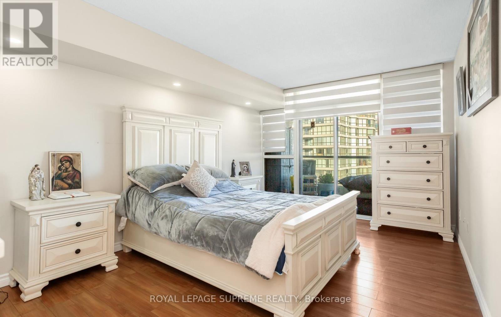 1015 - 5 Rowntree Road, Toronto, Ontario M9V 5G9 - Photo 30 - W13871280