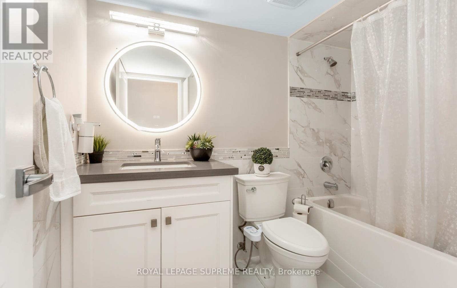 1015 - 5 Rowntree Road, Toronto, Ontario M9V 5G9 - Photo 37 - W13871280