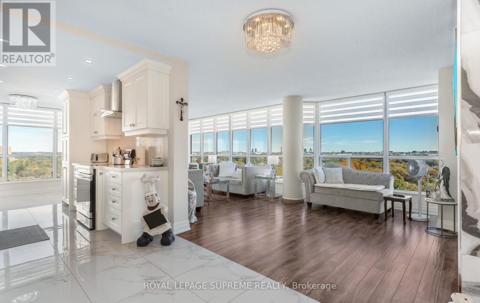1015 - 5 Rowntree Road, Toronto, Ontario M9V 5G9 - Photo 7 - W13871280