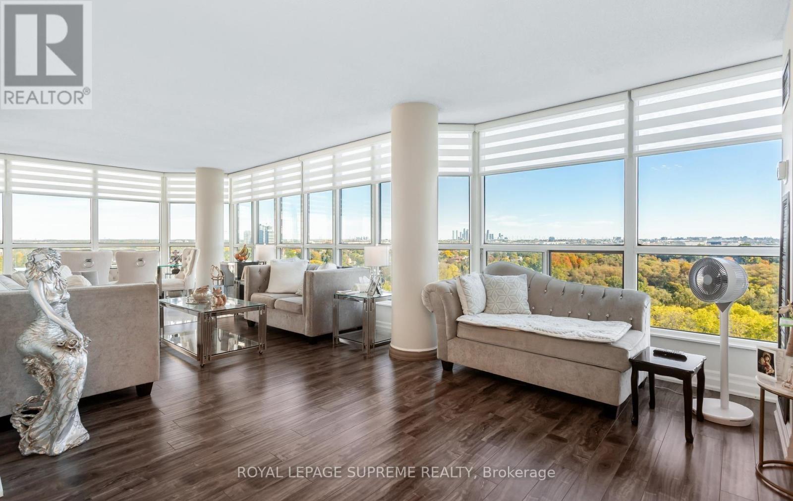 1015 - 5 Rowntree Road, Toronto, Ontario M9V 5G9 - Photo 9 - W13871280