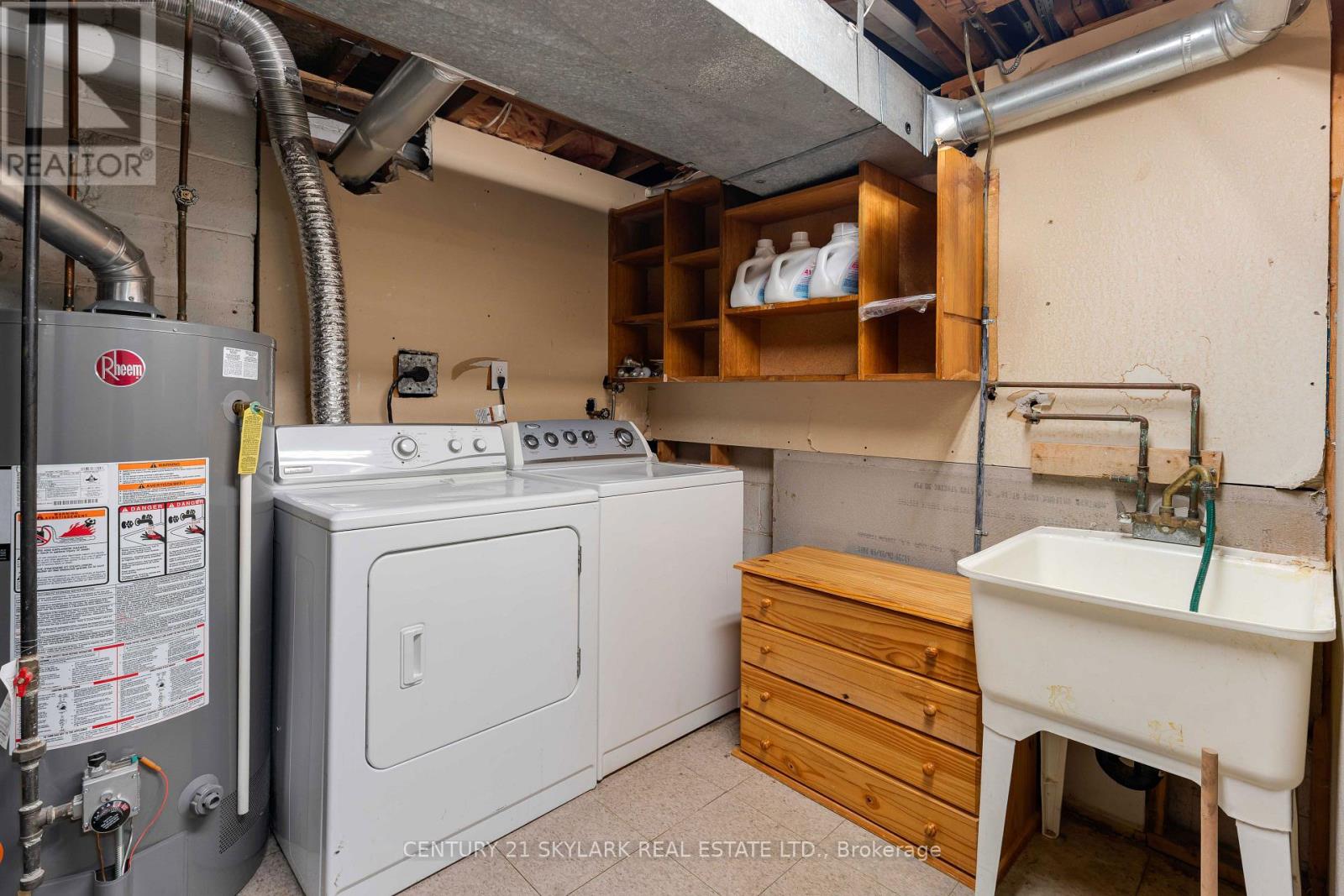 24 Aura Lea Boulevard, Toronto, Ontario  M9M 1K3 - Photo 34 - W13871316