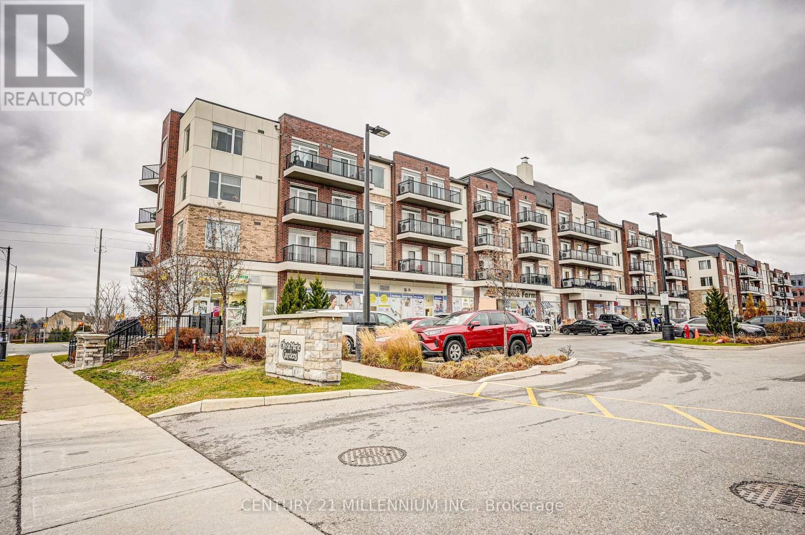 201 - 50 Sky Harbour Drive, Brampton, Ontario  L6Y 6B8 - Photo 2 - W13871370
