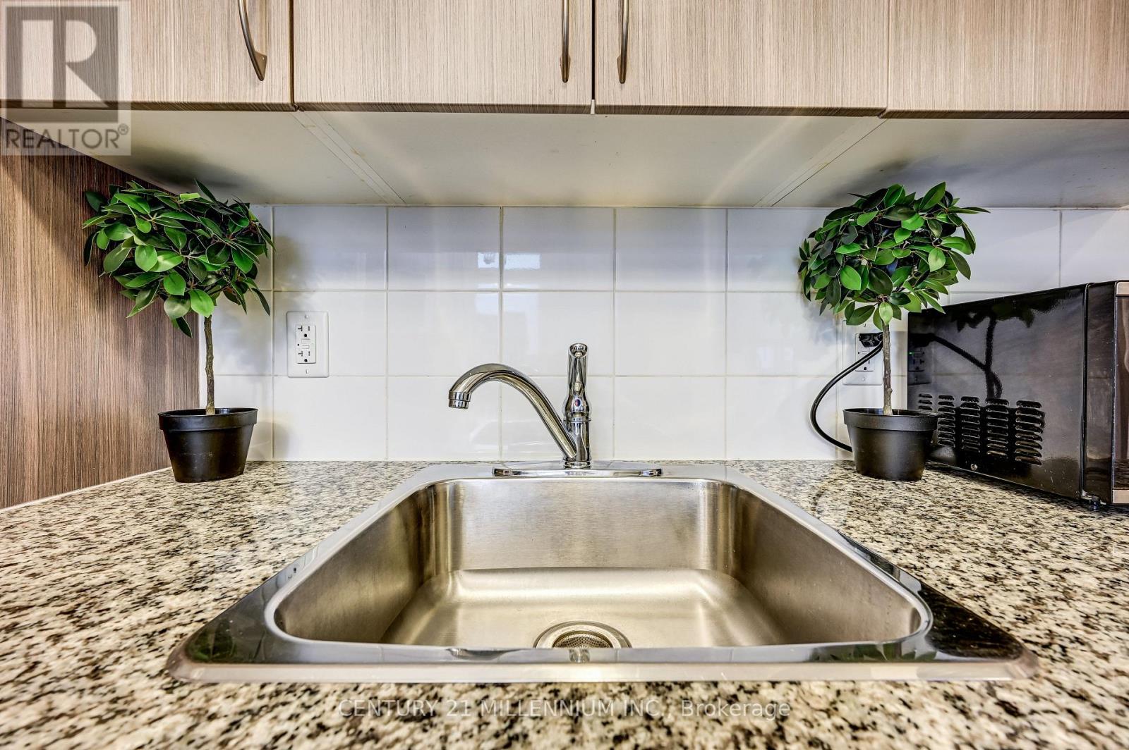 201 - 50 Sky Harbour Drive, Brampton, Ontario  L6Y 6B8 - Photo 20 - W13871370