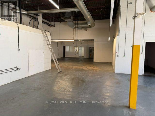 855 Oxford Street, Toronto, Ontario  M8Z 0B3 - Photo 10 - W13871542
