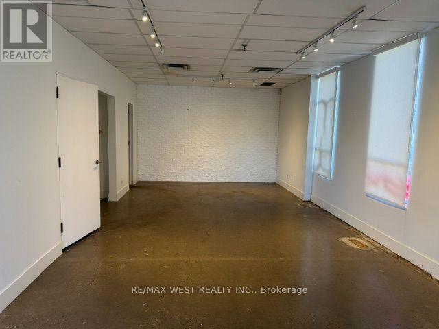 855 Oxford Street, Toronto, Ontario  M8Z 0B3 - Photo 12 - W13871542