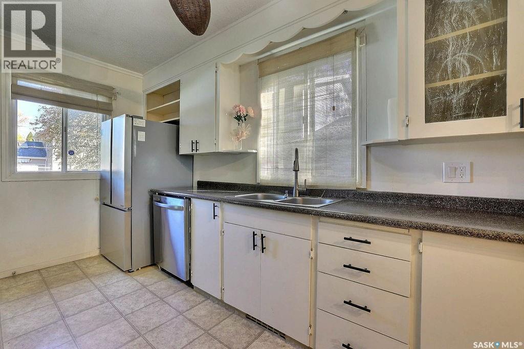 4816 8th Avenue, Regina, Saskatchewan  S4T 0V9 - Photo 10 - SK050570