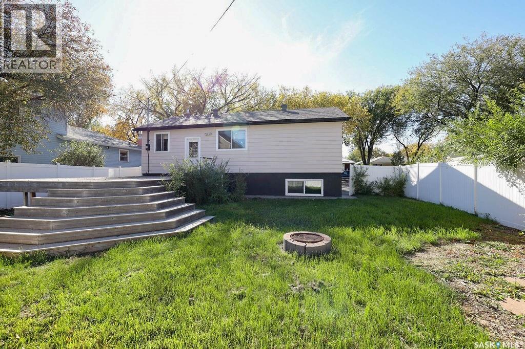 4816 8th Avenue, Regina, Saskatchewan  S4T 0V9 - Photo 32 - SK050570