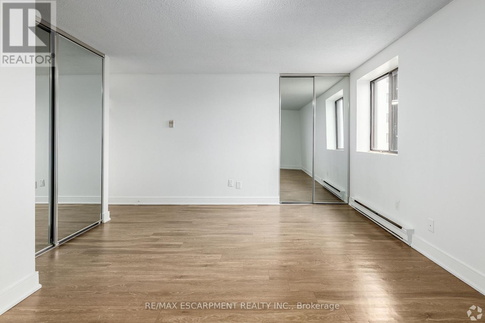 0033 - 565 Belmont Avenue W, Kitchener, Ontario  N2M 5E7 - Photo 4 - X13871250