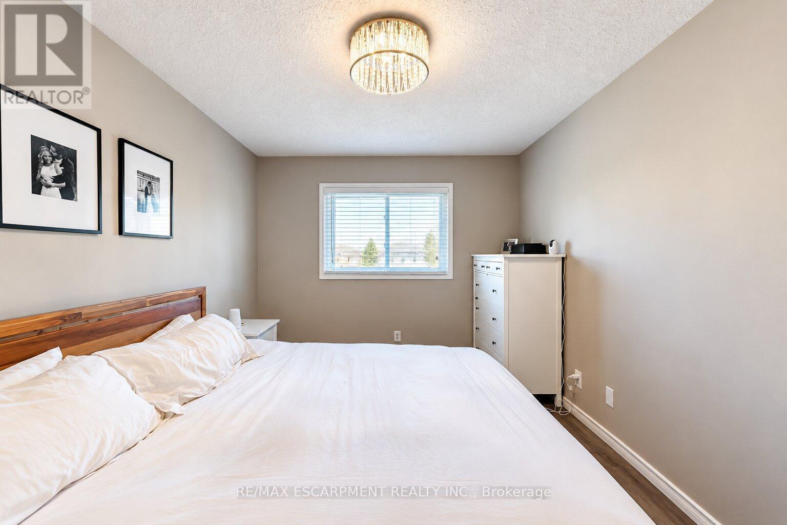 6 Sandra Crescent, Grimsby, Ontario  L3M 4Y9 - Photo 14 - X13871262