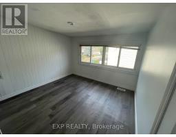 81 HOLMES AVENUE, Hamilton, Ontario