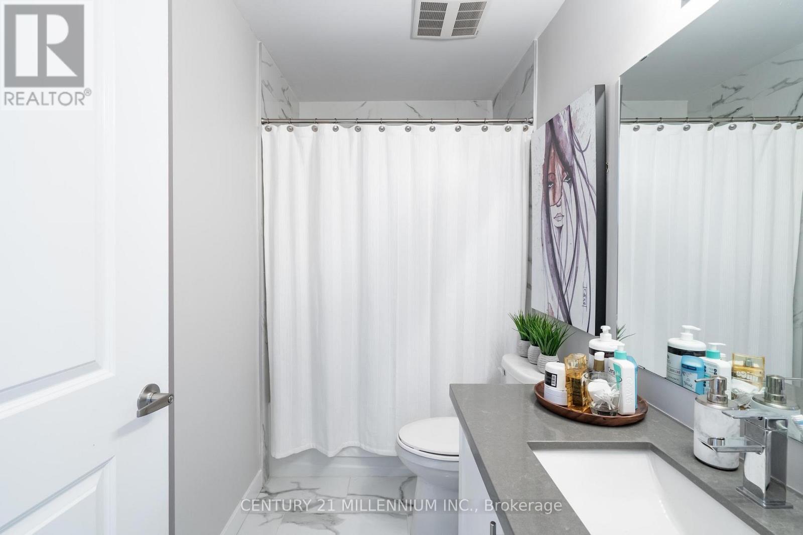 125 - 125 SHOREVIEW PLACE W