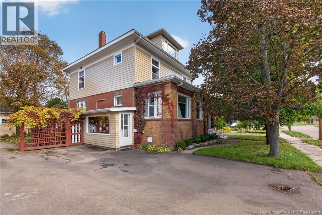 13 Ralph, Moncton, New Brunswick  E1C 2V8 - Photo 1 - NB148948