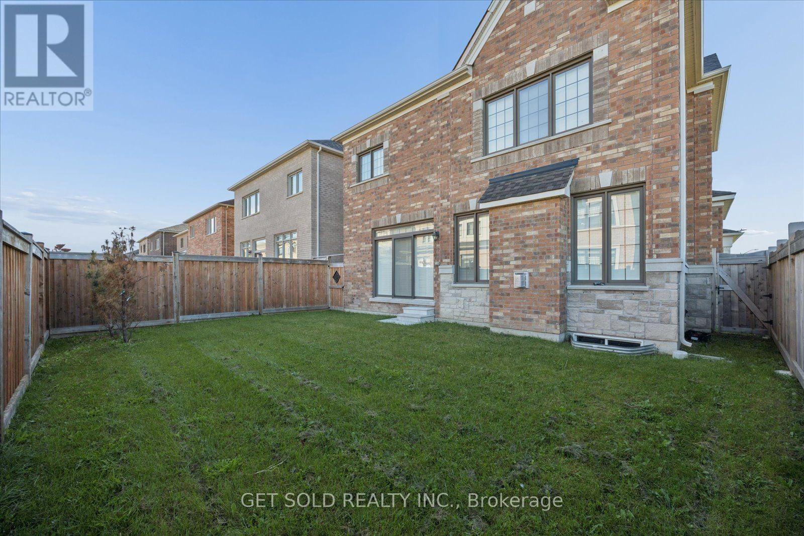 34 Huggins Drive, Whitby, Ontario  L1P 0N4 - Photo 39 - E13869170