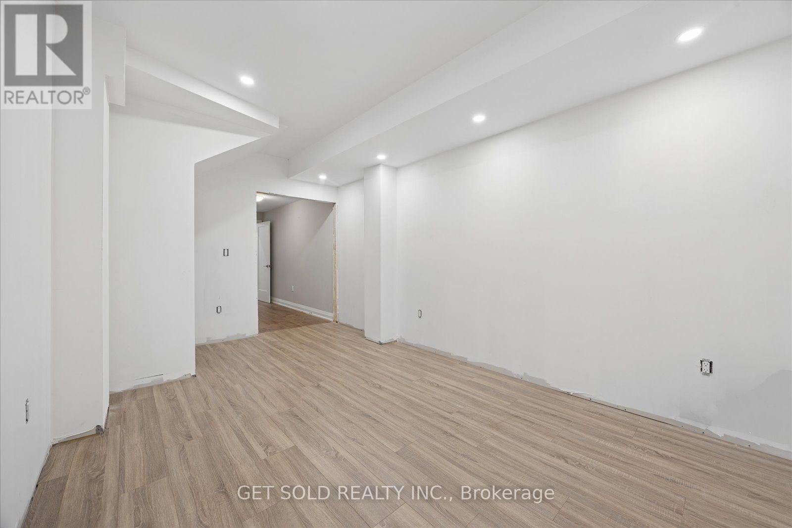 34 Huggins Drive, Whitby, Ontario  L1P 0N4 - Photo 30 - E13869170