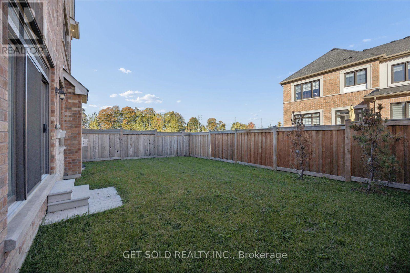 34 Huggins Drive, Whitby, Ontario  L1P 0N4 - Photo 40 - E13869170