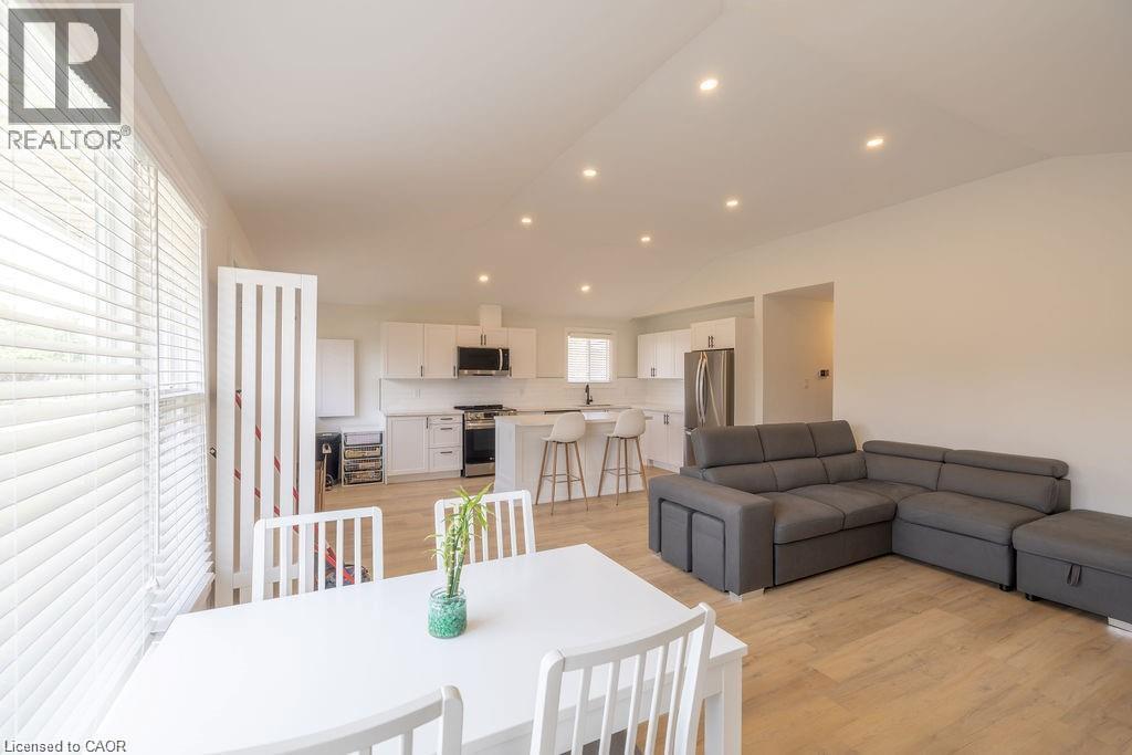 93 Purdy Crescent Unit# 1 - Upper, Hamilton, Ontario  L9A 3B5 - Photo 5 - 40869452