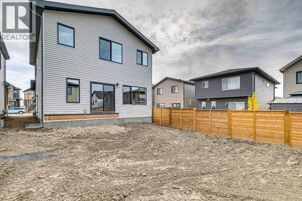 111 Heritage Ridge, Cochrane, Alberta  T4C 2J8 - Photo 33 - A2348731