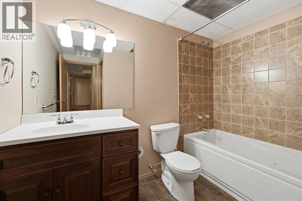 180 Doran Crescent, Red Deer, Alberta  T4R 2K3 - Photo 27 - A2350844