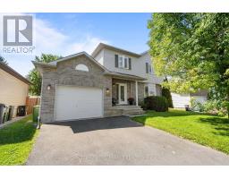 407 CENTENAIRE STREET, Russell, Ontario